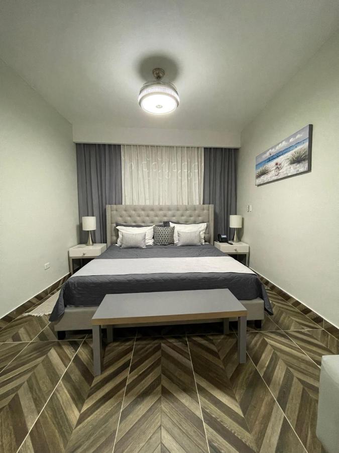Hotel Monarca Higuey Екстер'єр фото