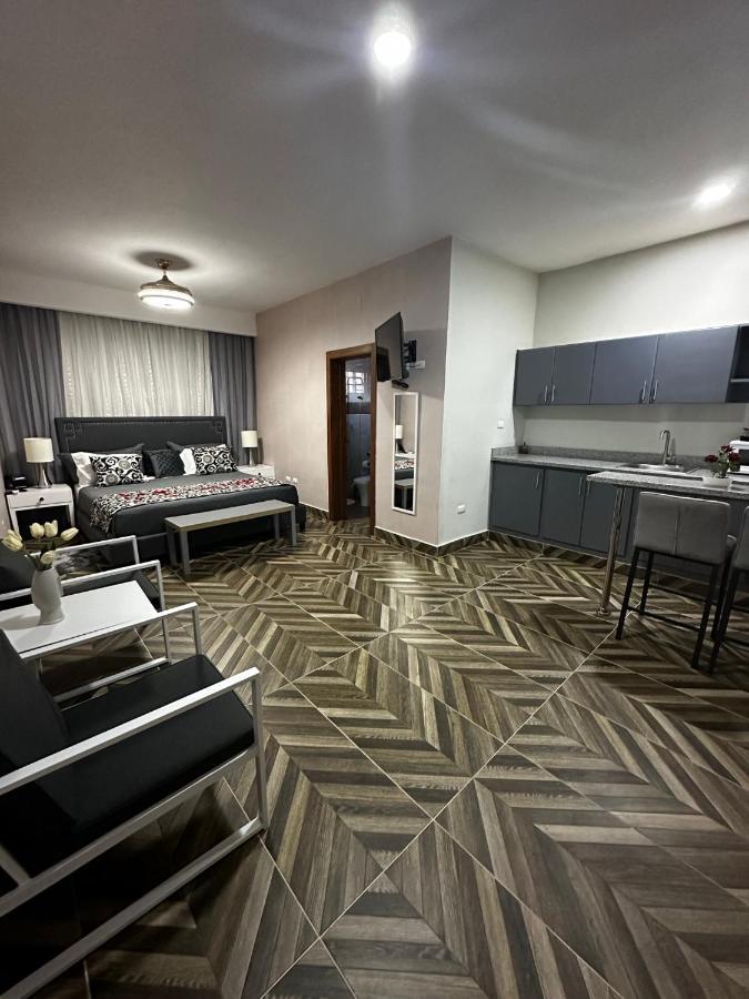 Hotel Monarca Higuey Екстер'єр фото