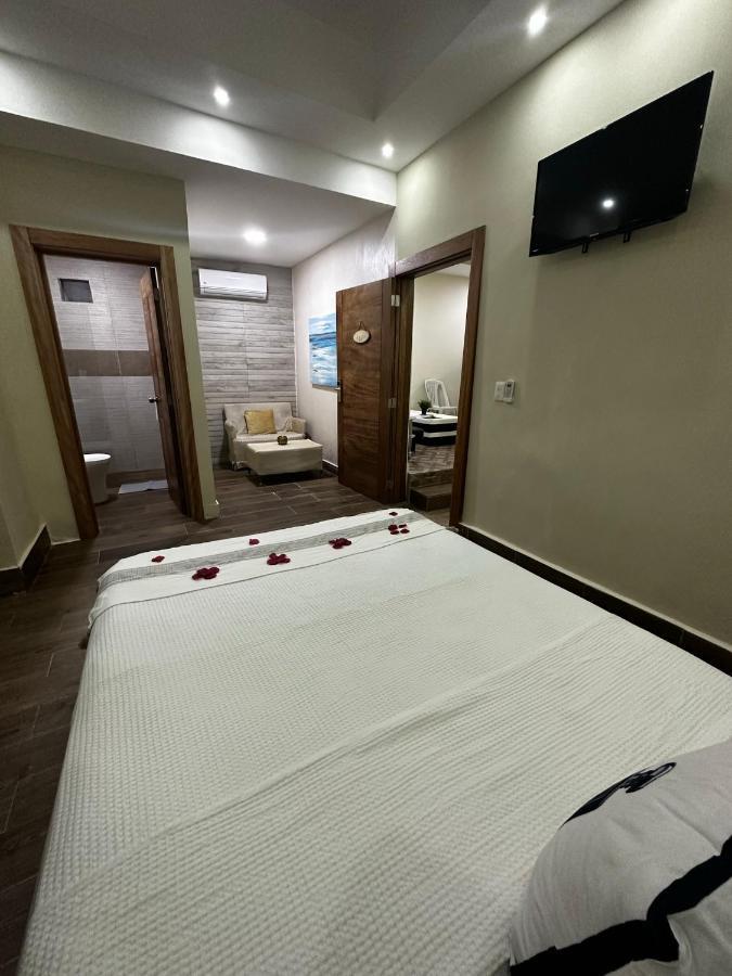 Hotel Monarca Higuey Екстер'єр фото